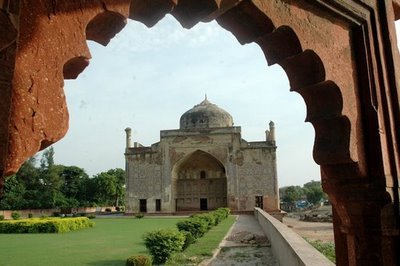  Chini Ka Rauza  