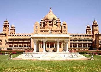  Umaid Bhavan Palace Museum 